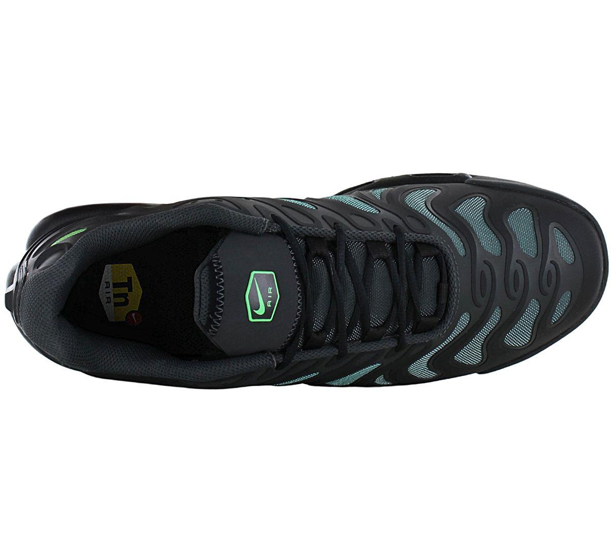 Nike Air Max Plus Drift Black Volt