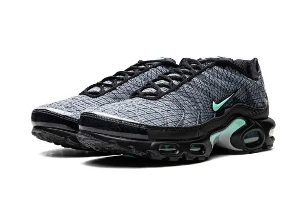Nike Air Max Tuned Spirograph